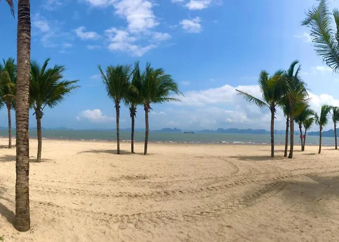 New Century Hạ Long
