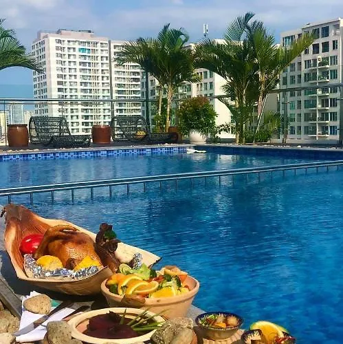 Hotel New Century 4*
