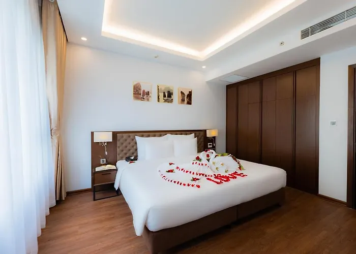 New Century Hotel 4*