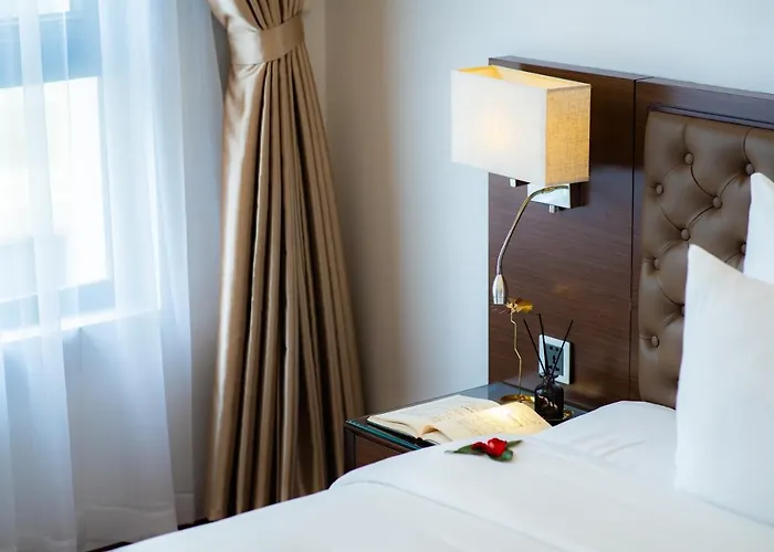 New Century Hạ Long