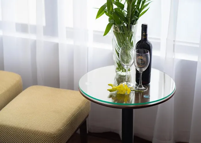 New Century Hotel Hạ Long