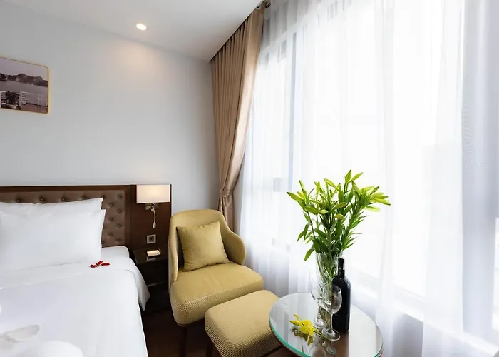 Hotel New Century
