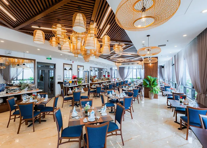 Hotel New Century 4*