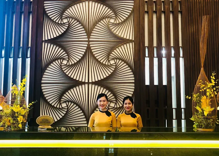 New Century Hạ Long